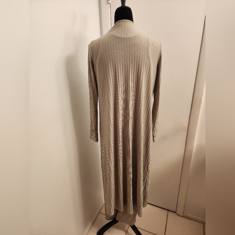 πͺ΄ 3-Piece Ribbed Lounge Set β Light Green (Small) - Picture 8 of 9